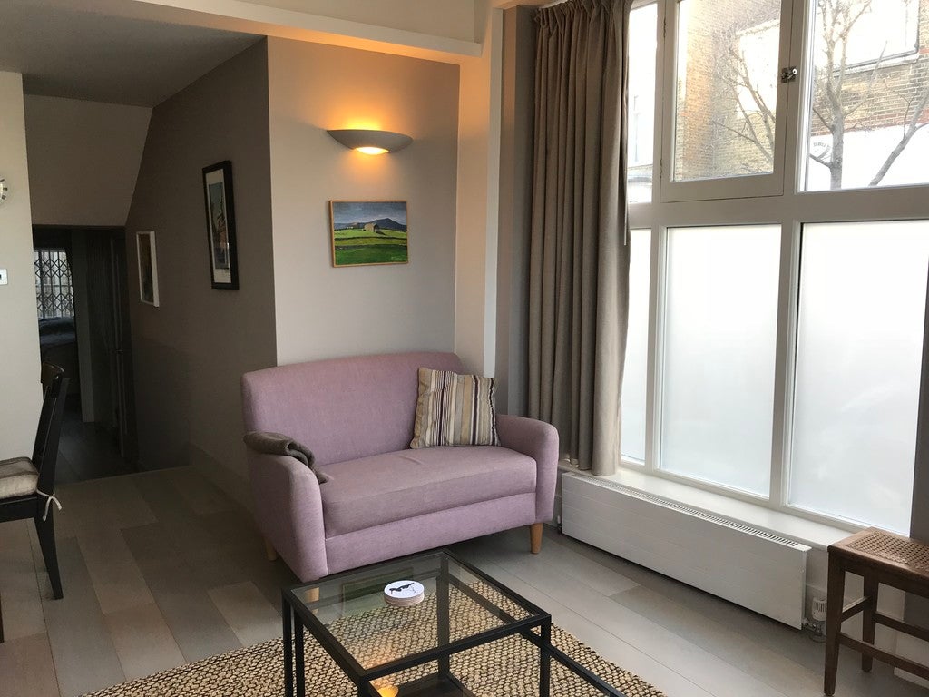 Flat Liverpool Road in Greater London