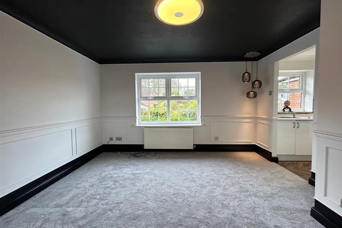Flat Belgrave Court in Doncaster