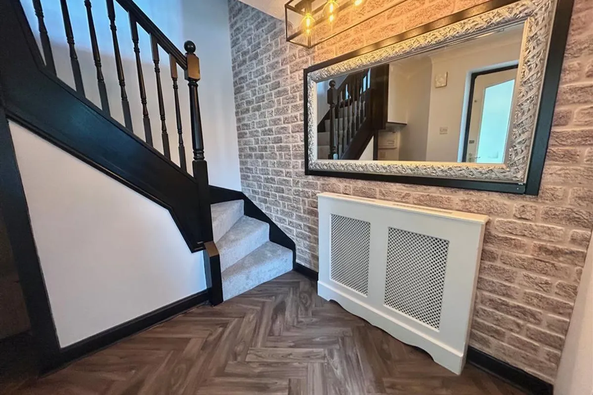 Flat Belgrave Court in Doncaster