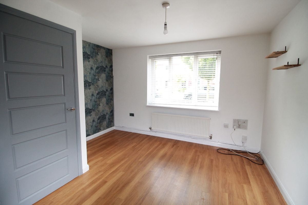 Flat Rockingham Drive in Sunderland