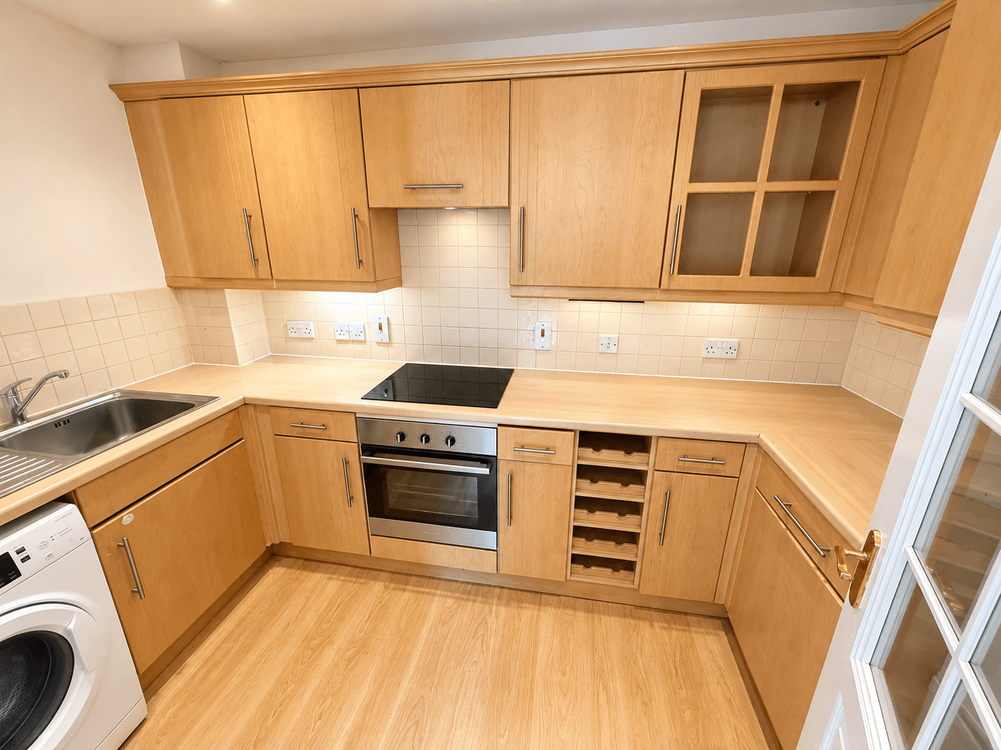 Flat Sheepcote Road in Greater London
