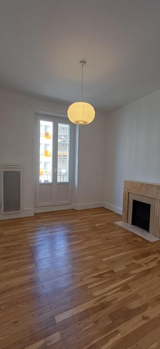 Appartement Rue Ampère à Grenoble