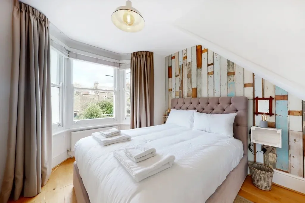 House Inderwick Road in Greater London