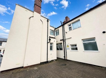 Flat St Johns Street in Dudley