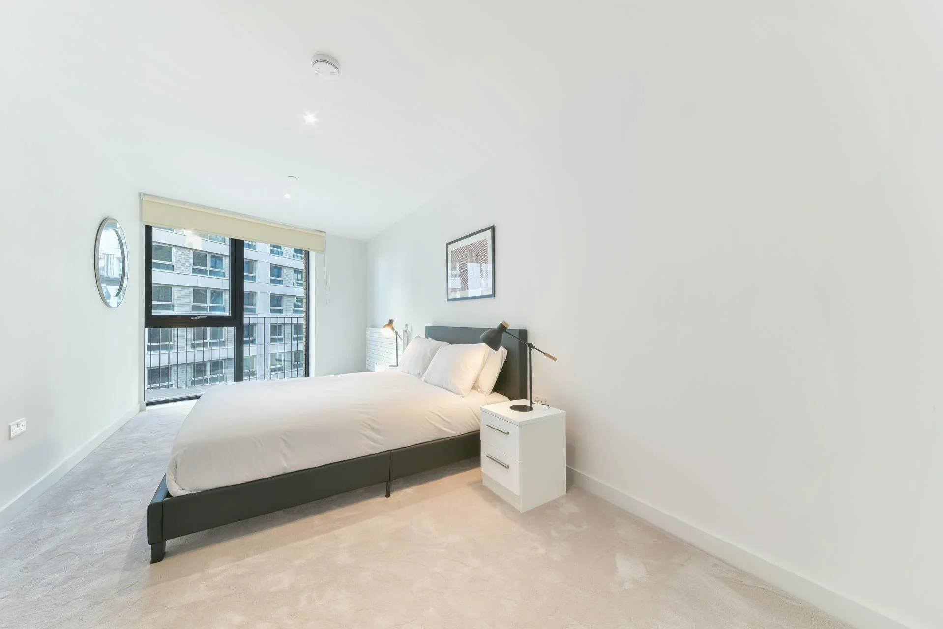 Flat Starboard Way in Greater London