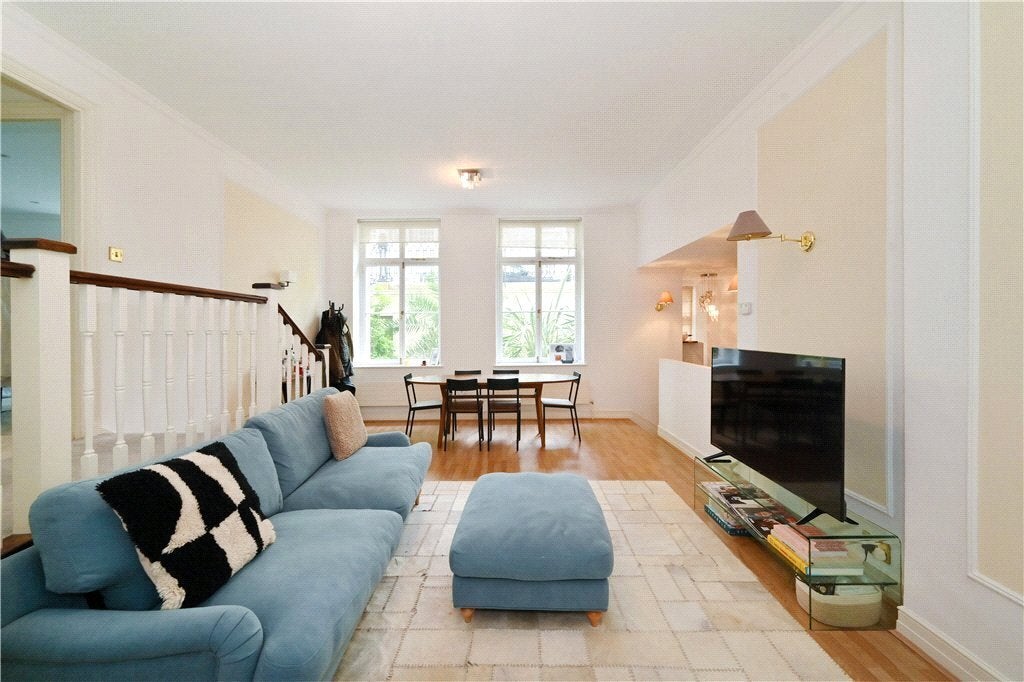 Flat Mansfield Street in City of Westminster