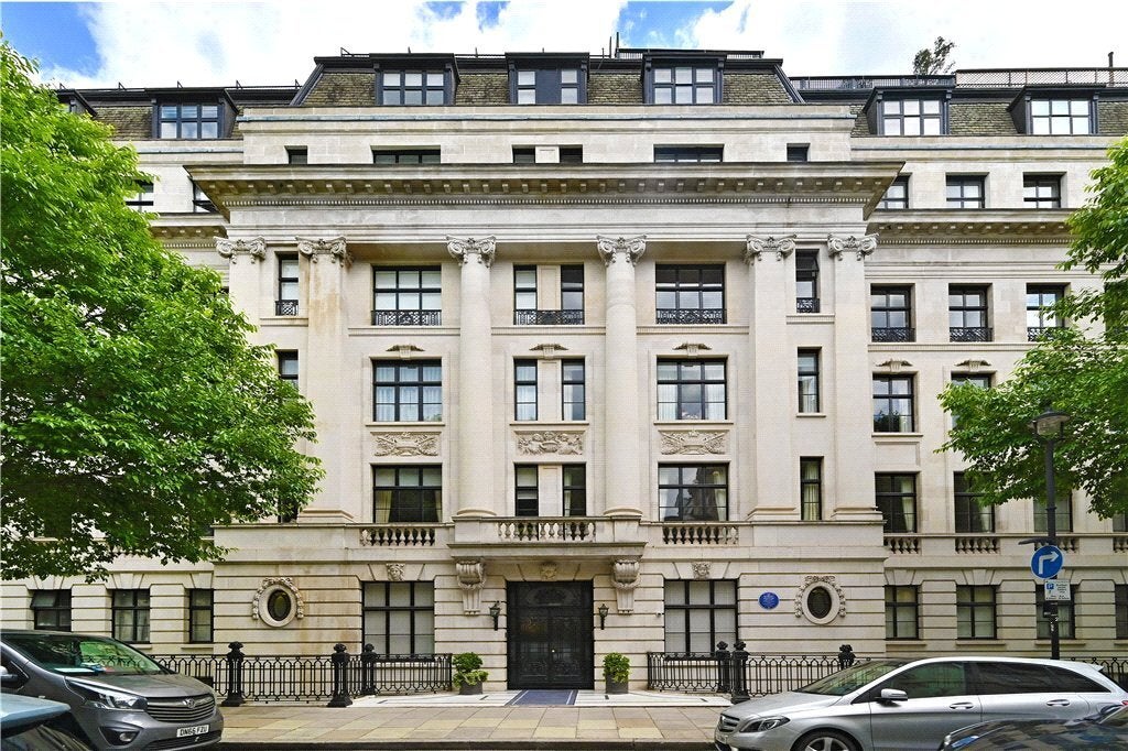 Flat Mansfield Street in City of Westminster