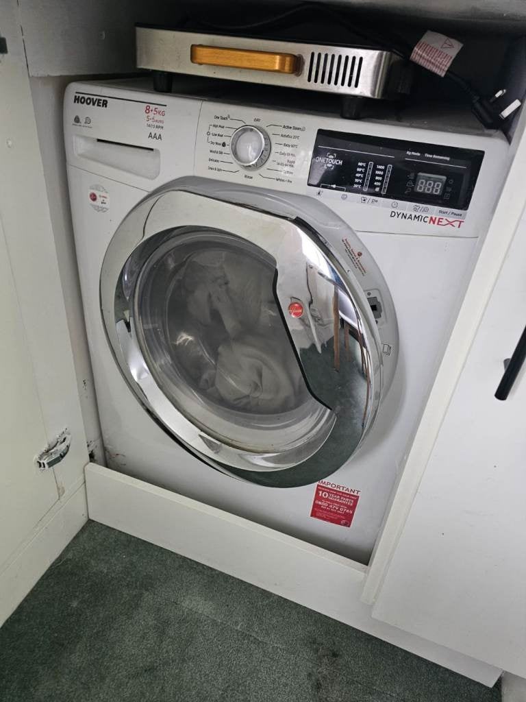 Flat Rymill Street in Greater London