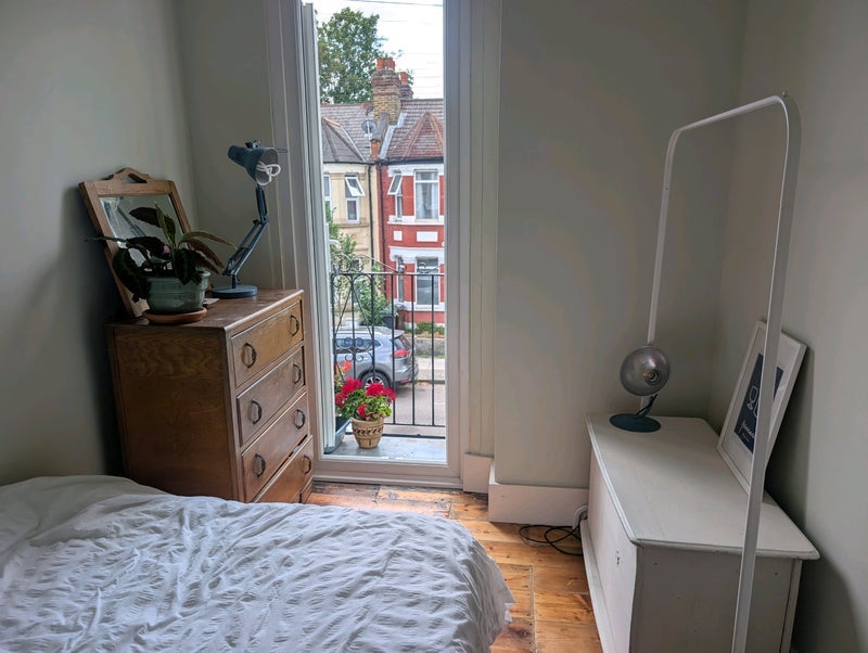 Room Kimberley Gardens in Greater London