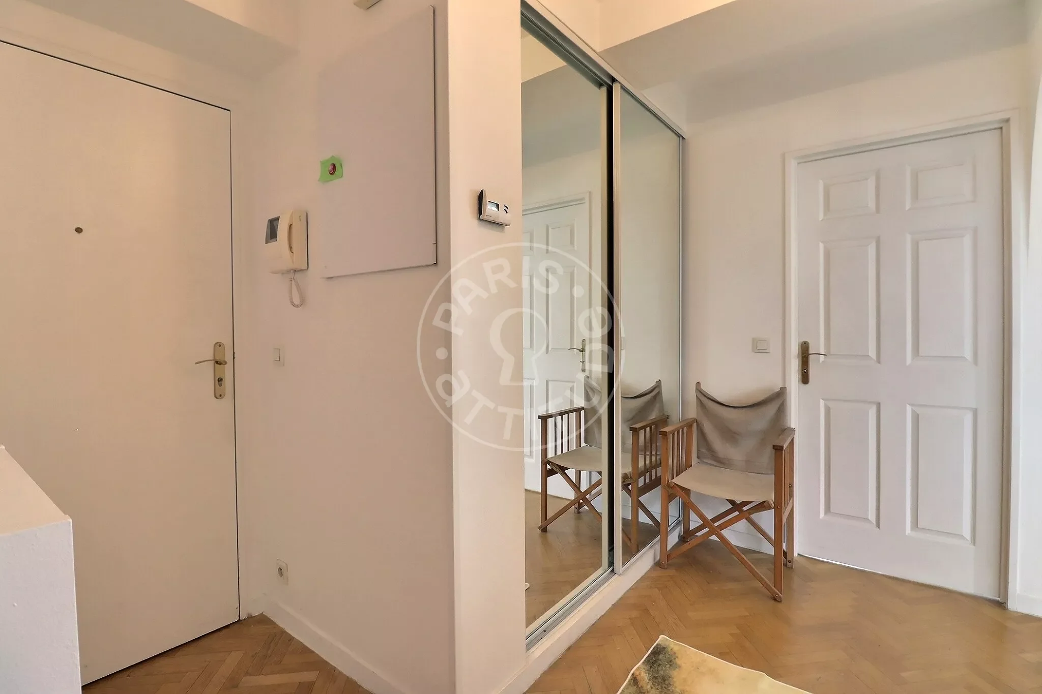 Appartement Rue André Gide à Paris