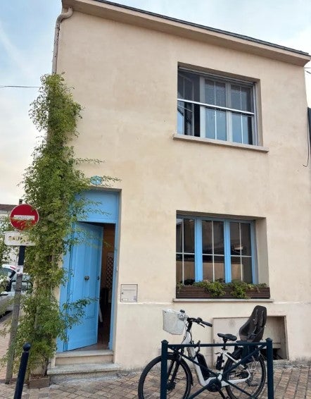 House Rue des Treilles in Libourne