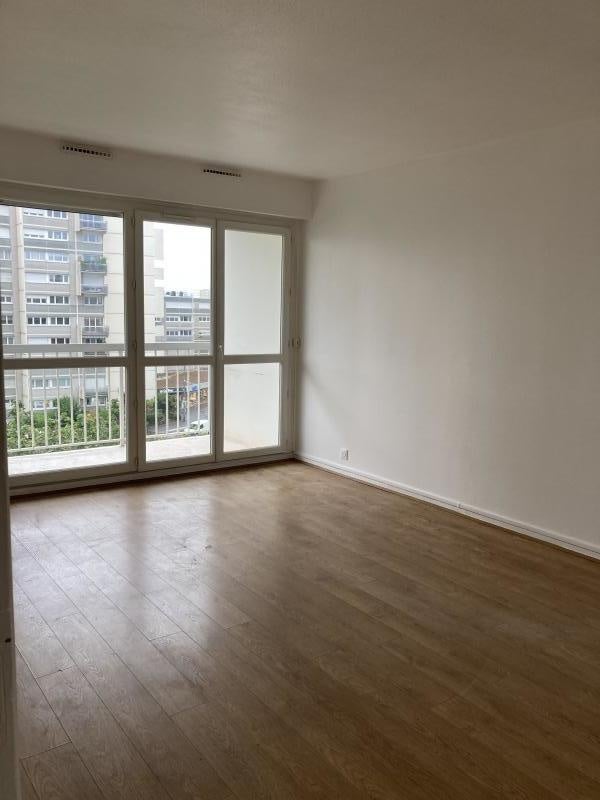 Flat Avenue Guy de Maupassant in Chatou