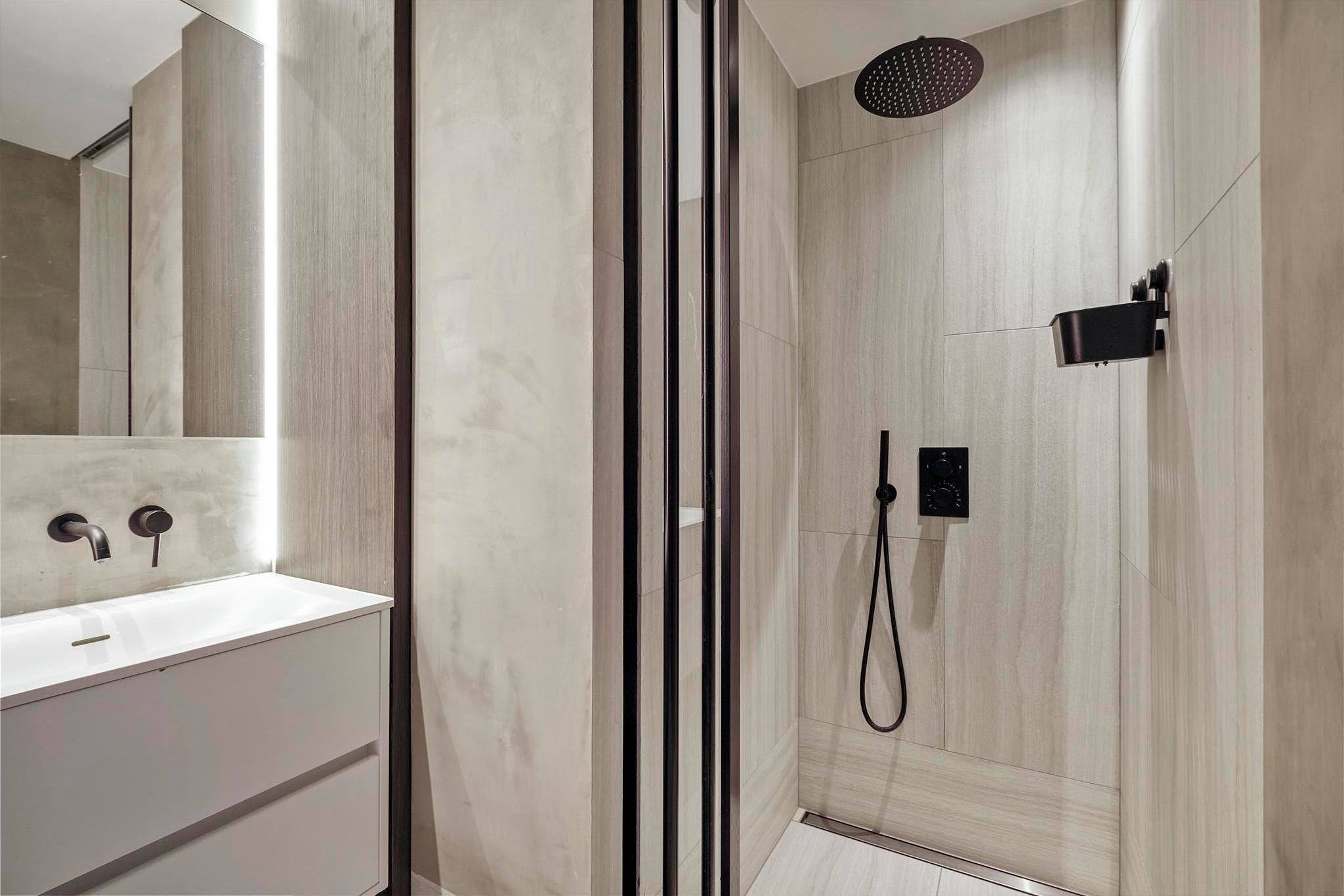 Appartement te huur: Violettenstraat, Amsterdam