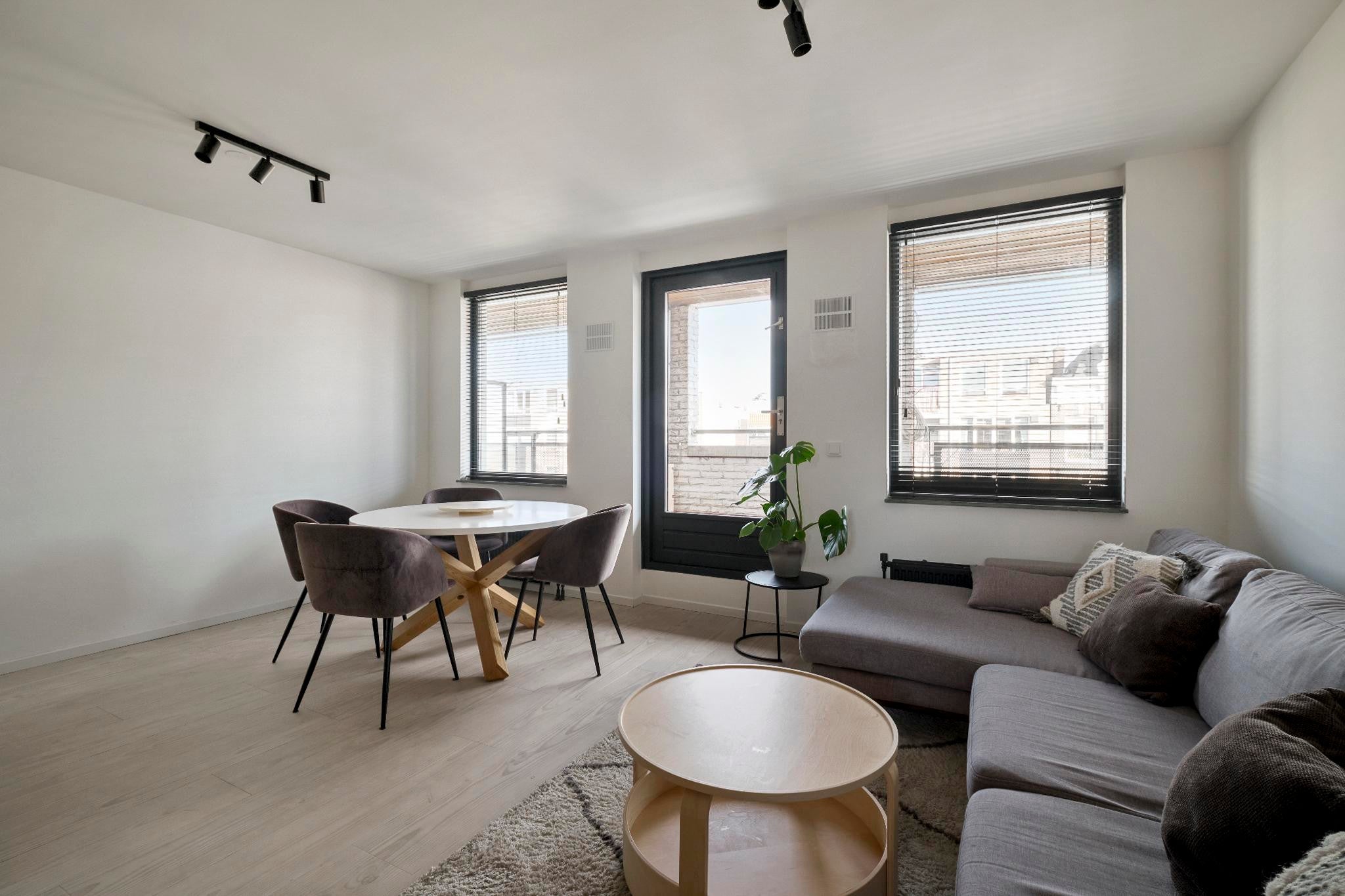 Appartement te huur: Violettenstraat, Amsterdam