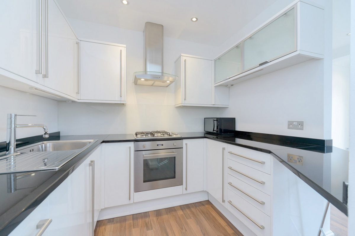 Flat Thurlow Road in Greater London