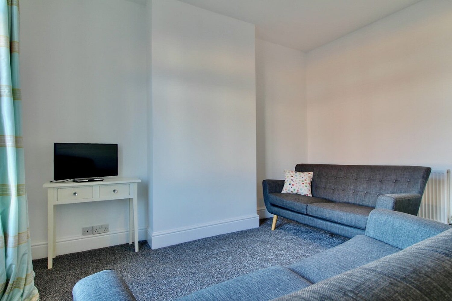 Flat Tomkinson Road in Nuneaton and Bedworth