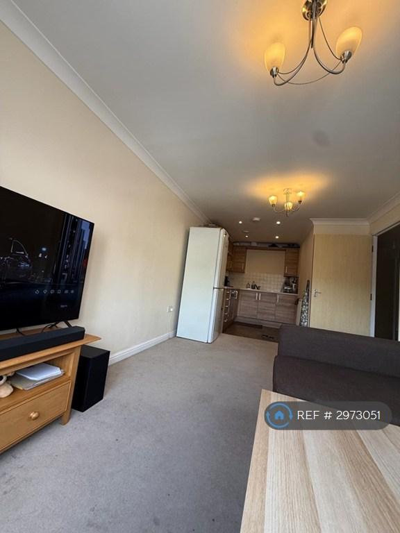 Flat Whippendell Road in Watford