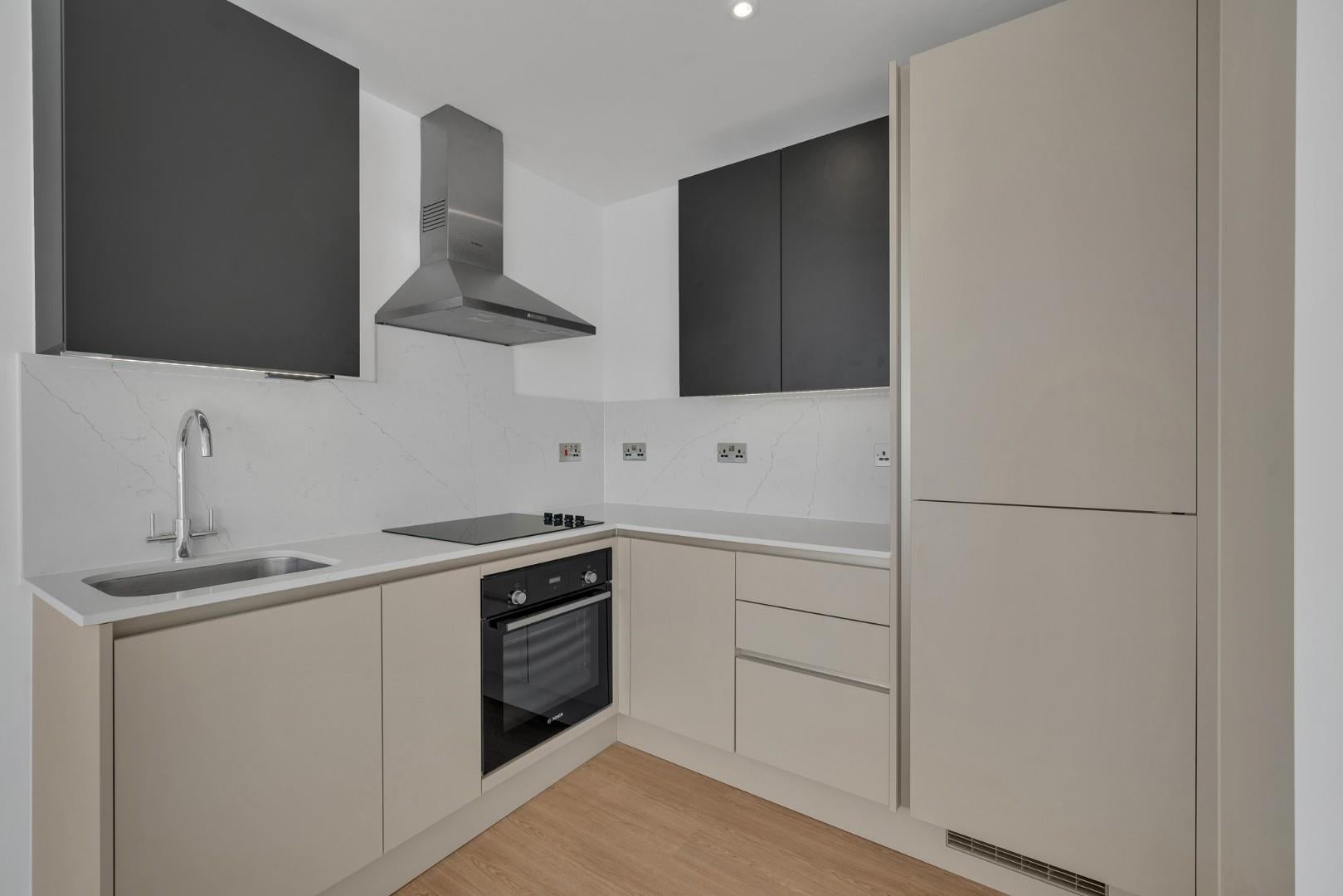 Flat Croydon Road in Greater London