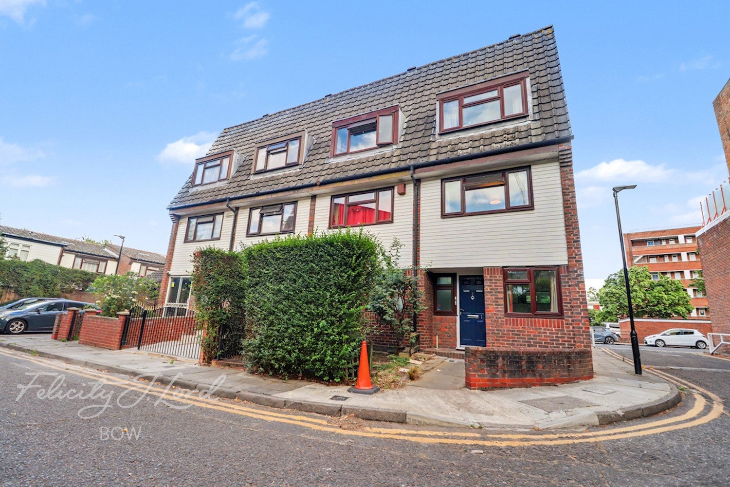 House Union Drive in Greater London