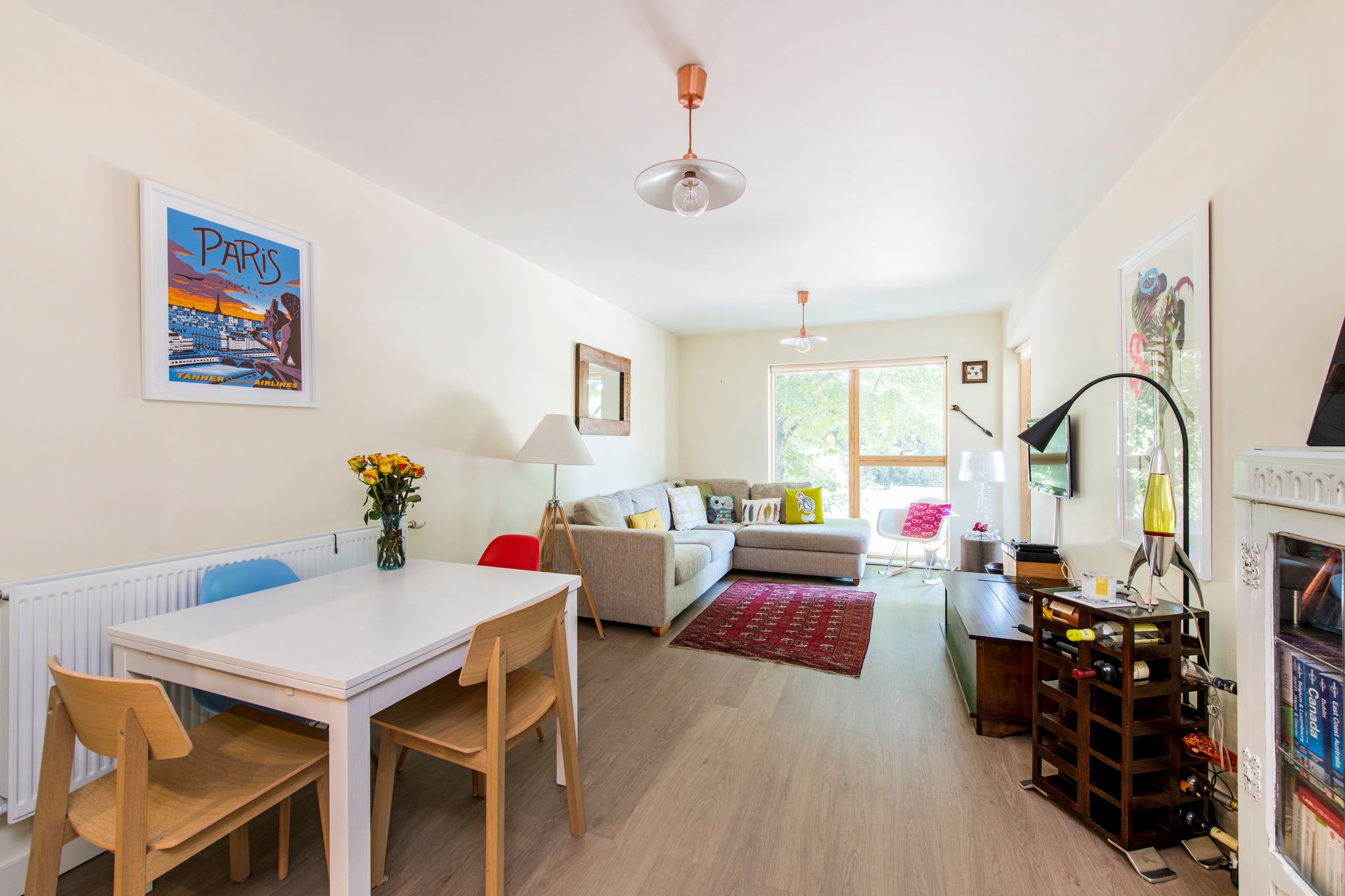Flat Bollo Lane in Greater London