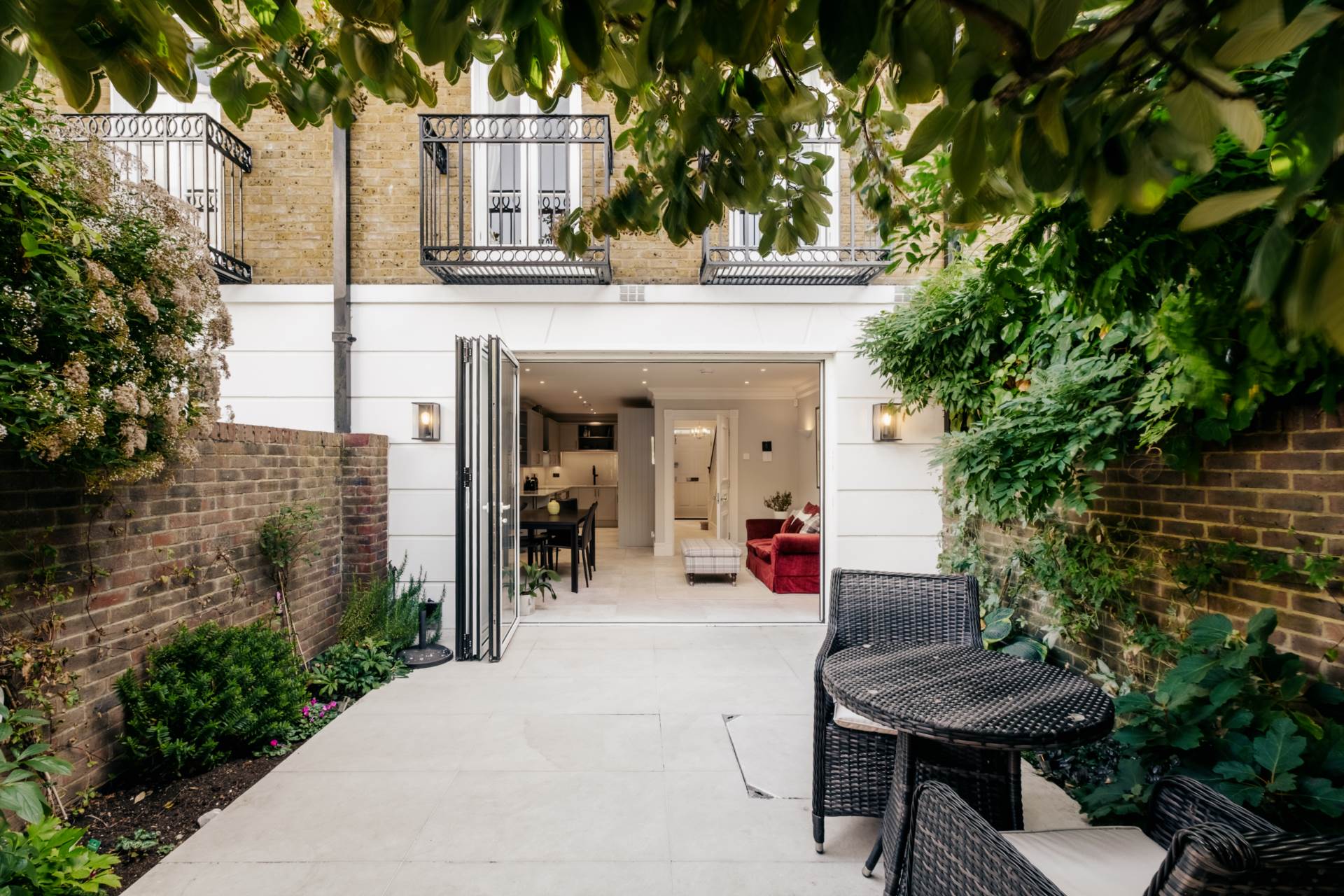 House Devonshire Place in City of Westminster