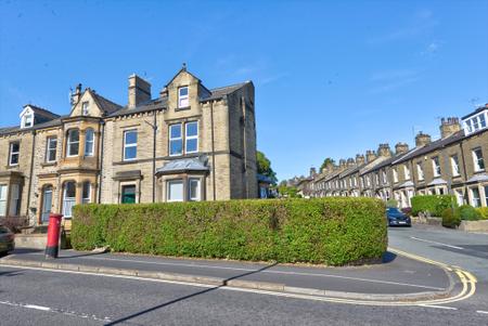 Flat Gargrave Road in Skipton