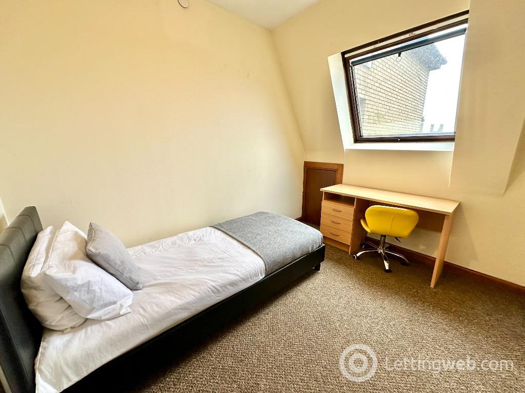 Flat Houldsworth Street in Glasgow