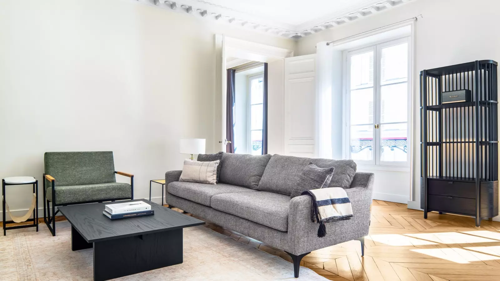 Appartement Place du Palais Bourbon à Paris