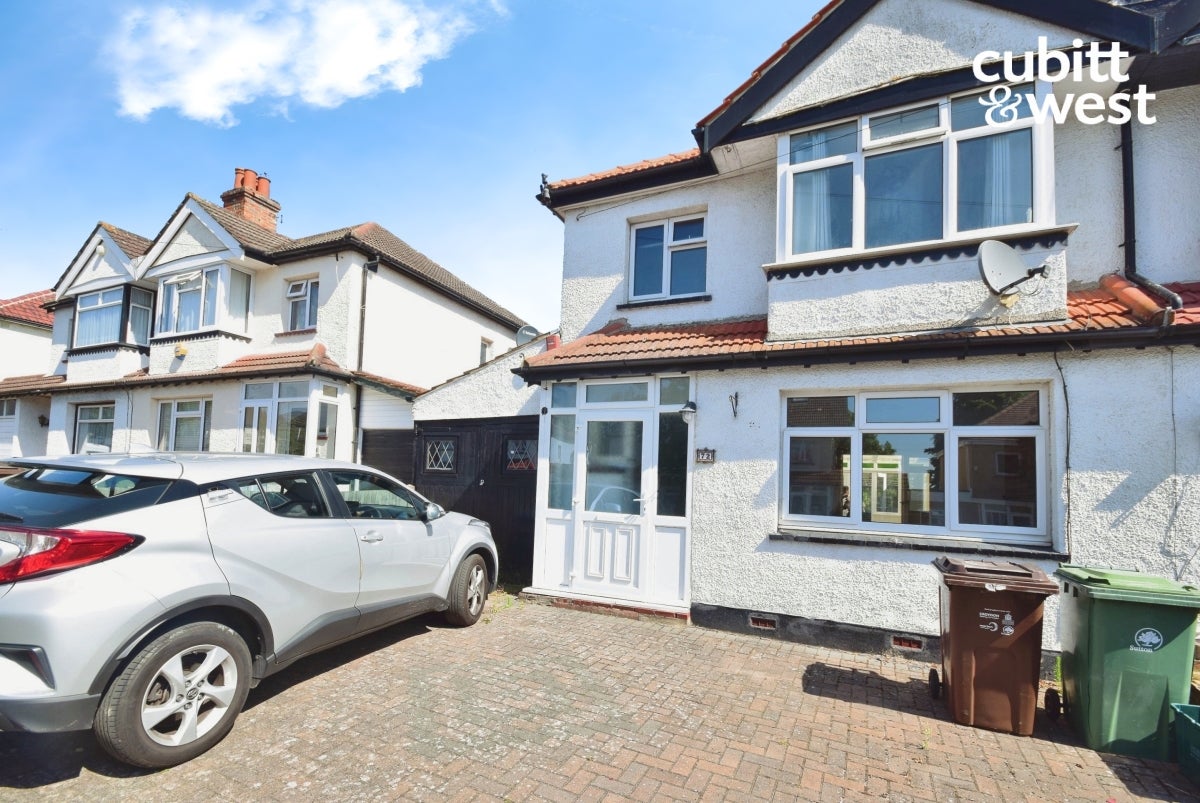 House James Road in Dartford