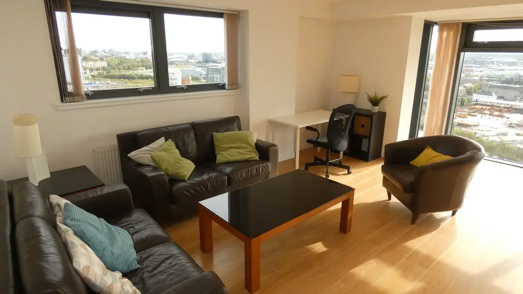 Flat Meadowside Quay Walk in Glasgow
