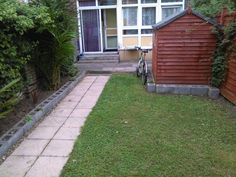 House Cephas Street in Greater London