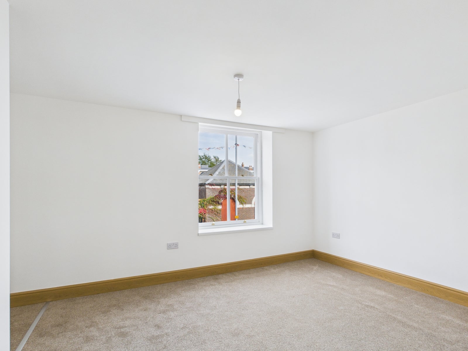 Flat Middle Street North in Driffield
