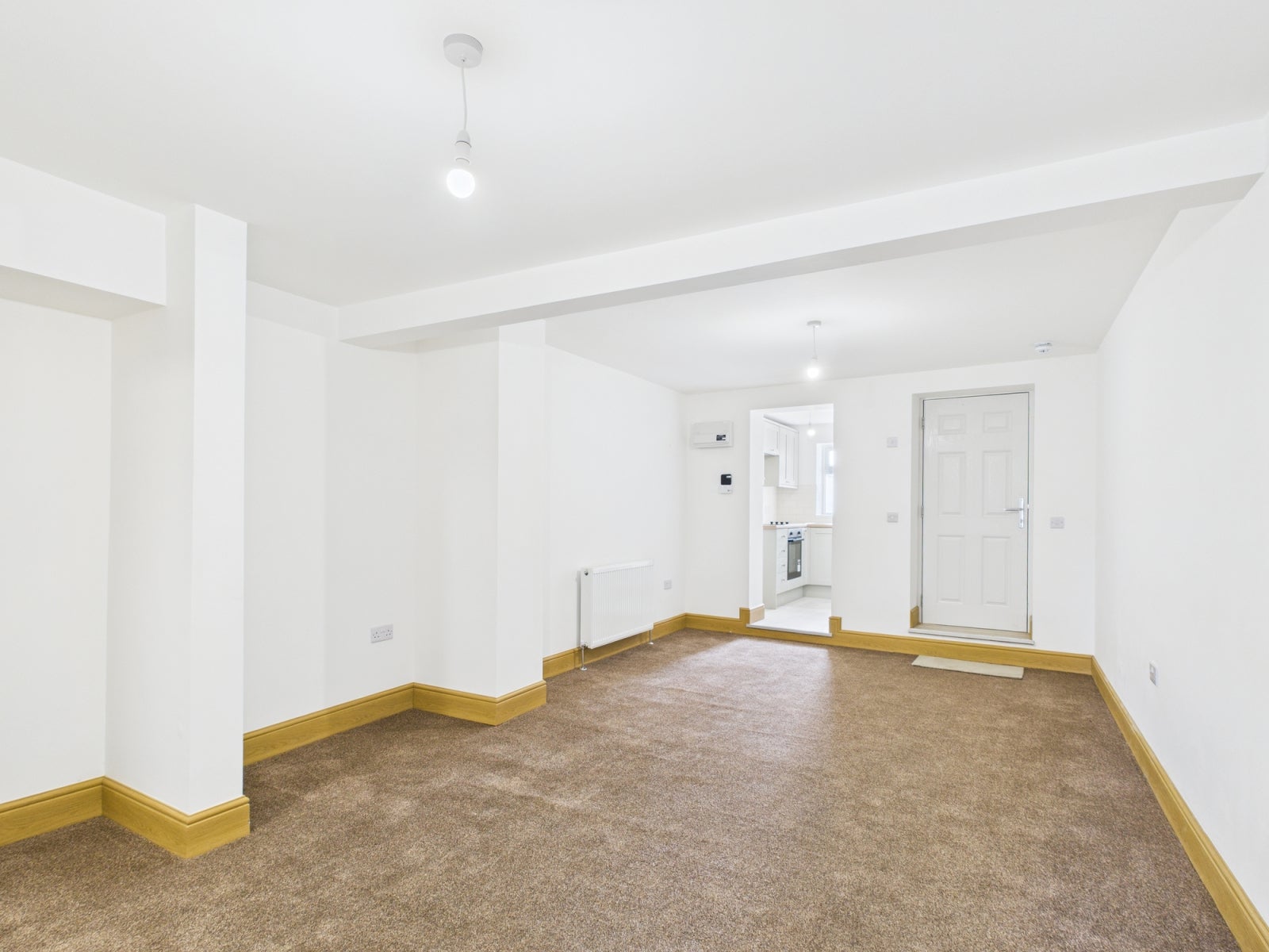 Flat Middle Street North in Driffield