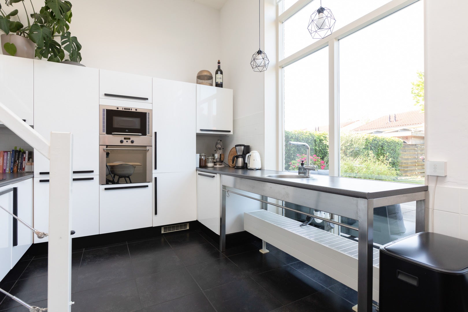 Tussenwoning te koop: Van Hessen Kasselstraat 10, Sneek