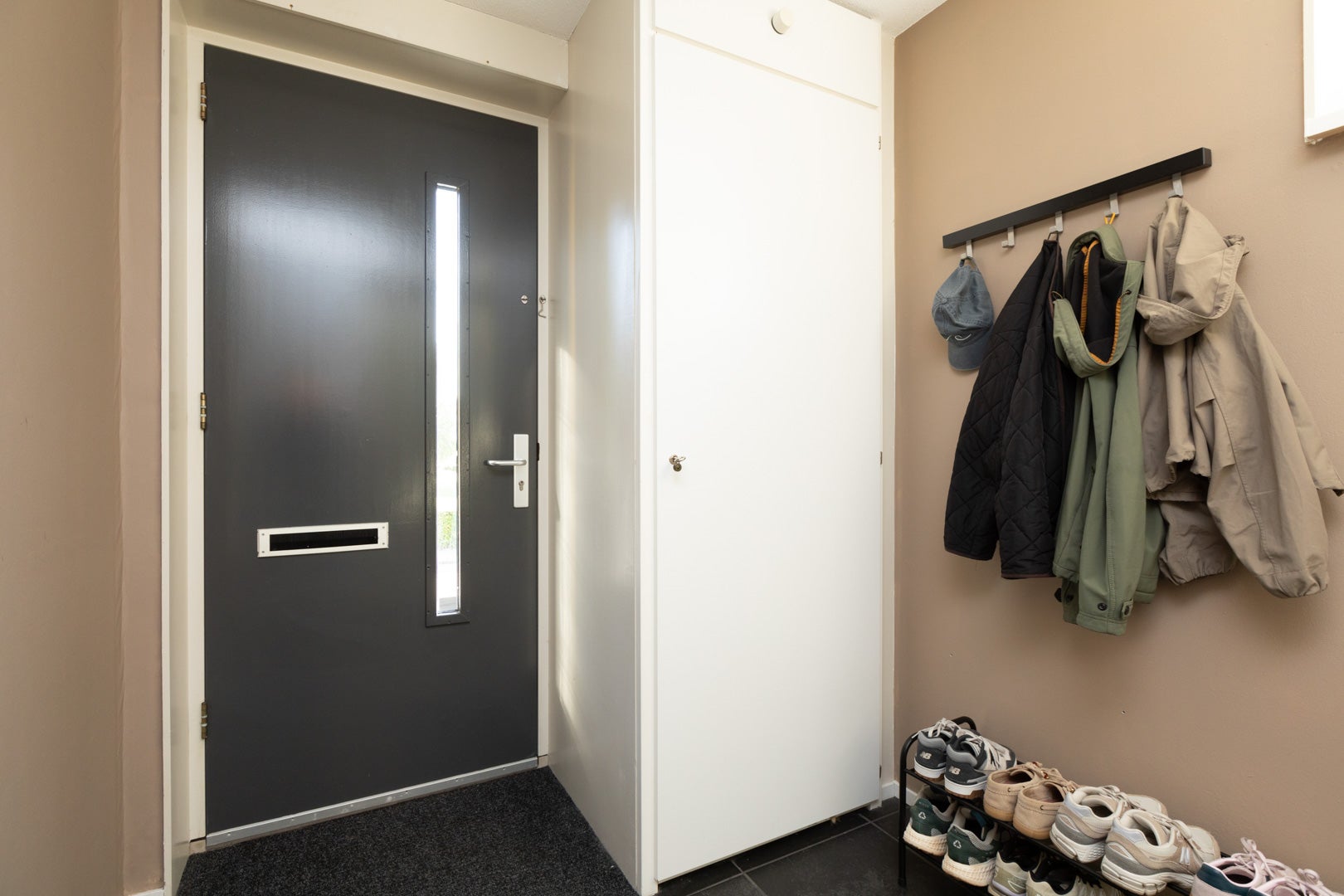 Tussenwoning te koop: Van Hessen Kasselstraat 10, Sneek