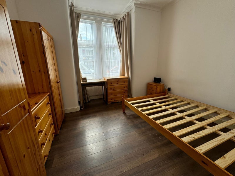 Flat Hertford Road in Greater London