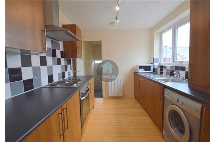 Flat Mowbray Street in Newcastle upon Tyne