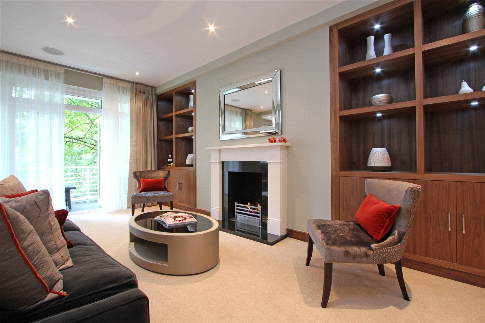 Flat Ennismore Gardens in City of Westminster