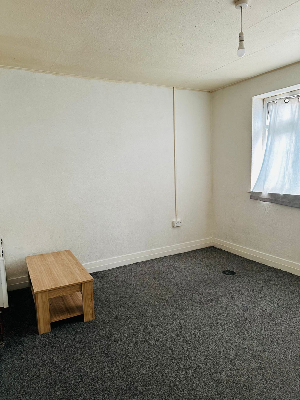 Room Liverpool Road in Salford