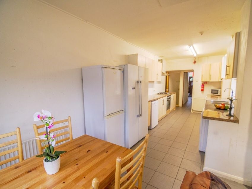 Room Holberry Gardens in Sheffield