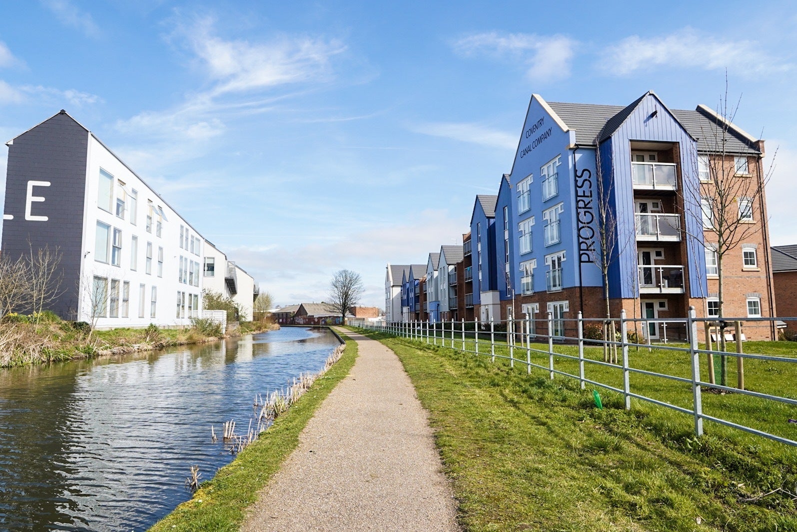 Flat The Moorings in Coventry