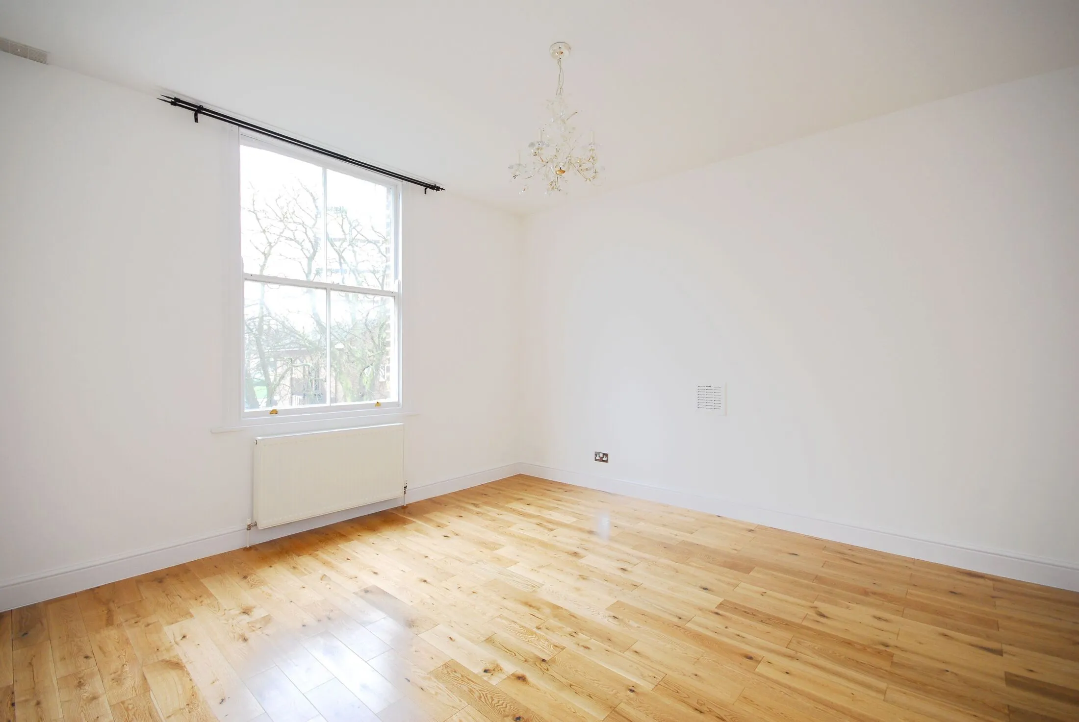 Flat Randolph Avenue in City of Westminster