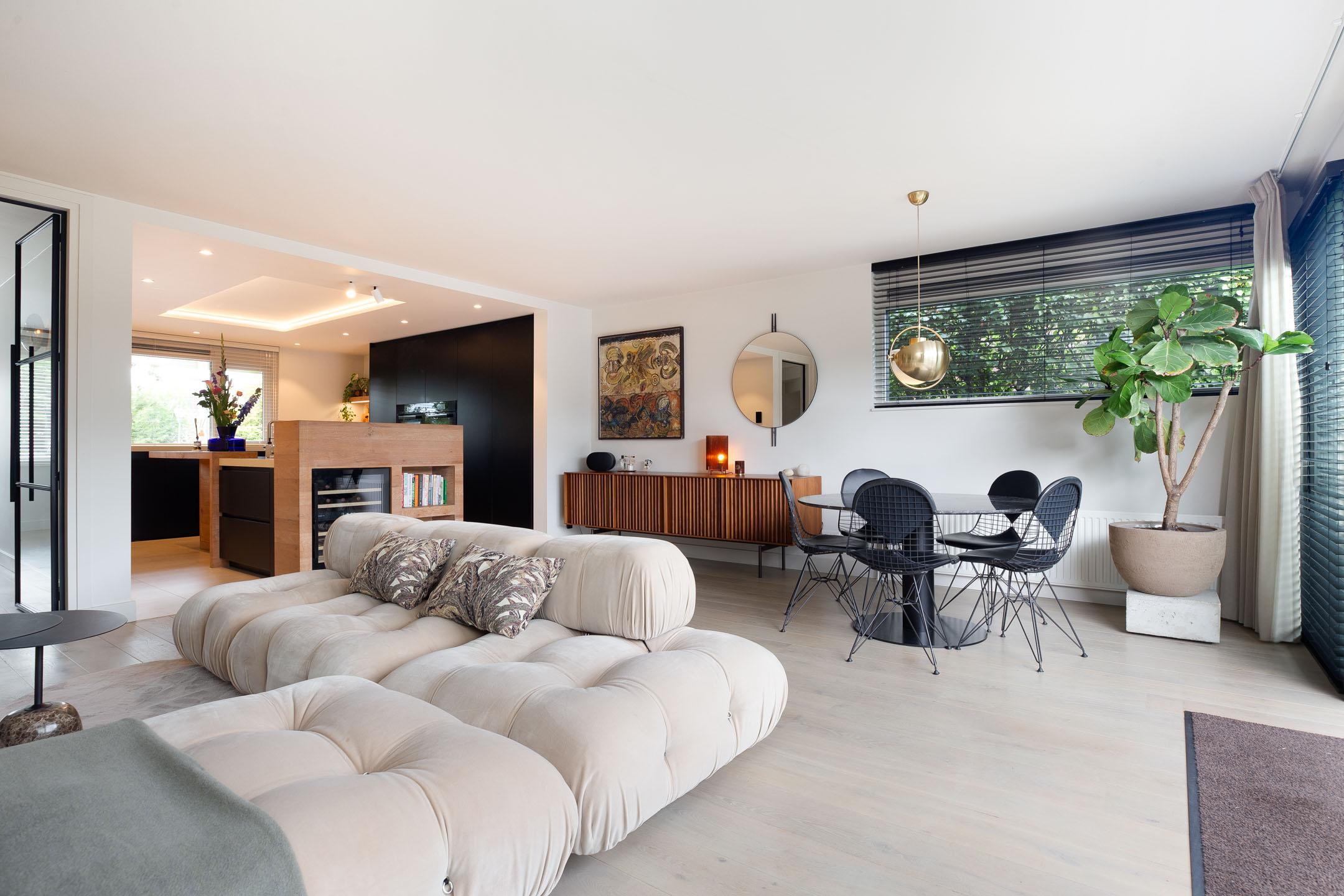 Twee-onder-één-kap te koop: Villa Waterviolier 25, Waalwijk