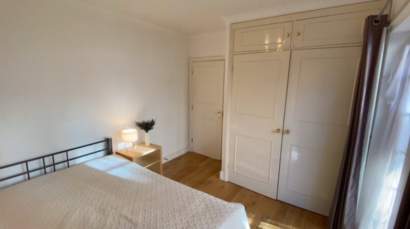 Room Bevenden Street in Greater London
