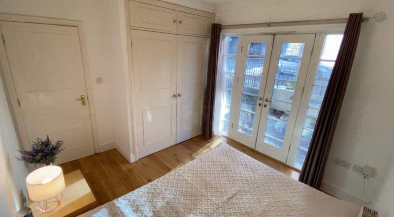 Room Bevenden Street in Greater London