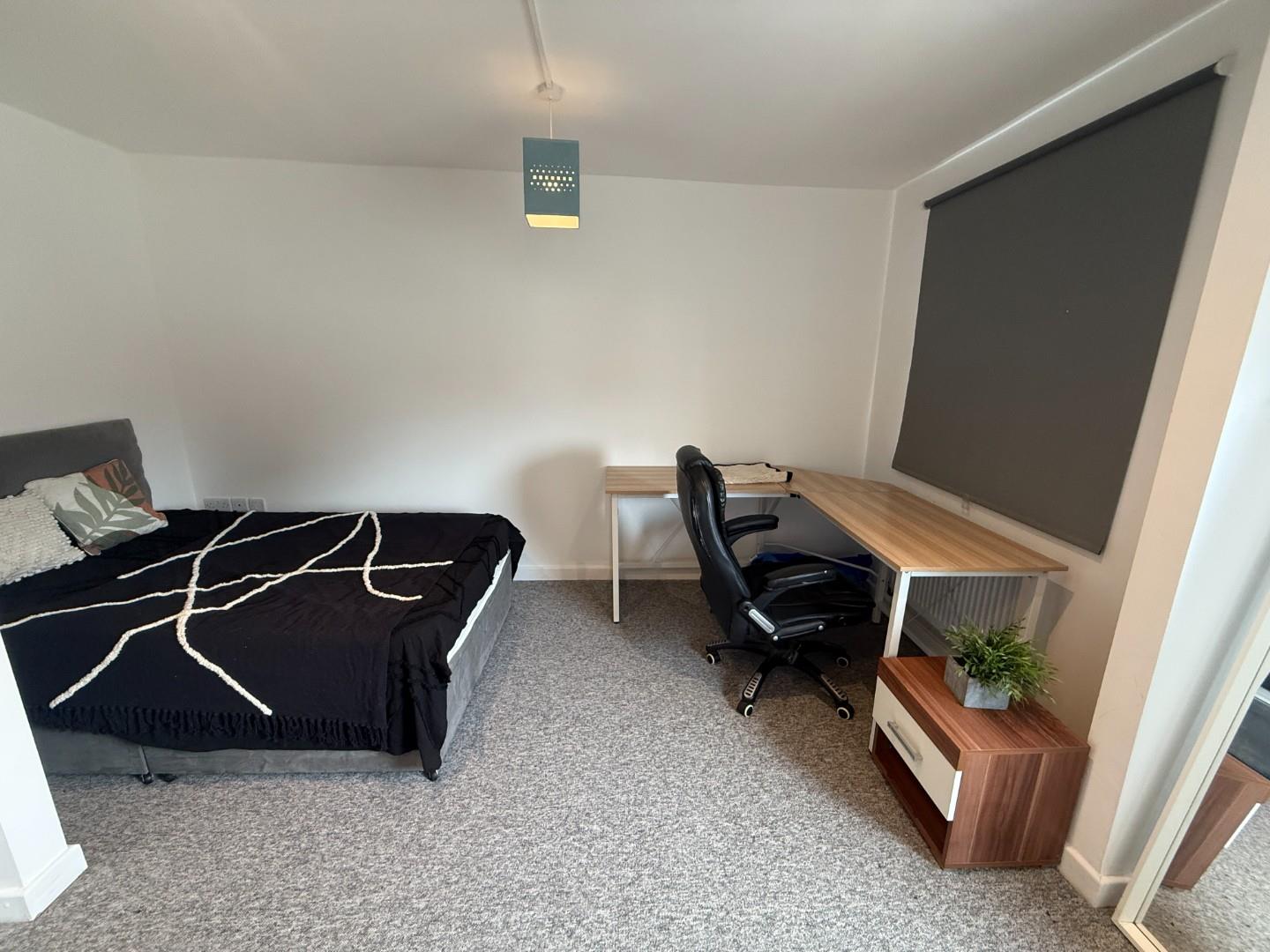 Room Milton Park in Bristol