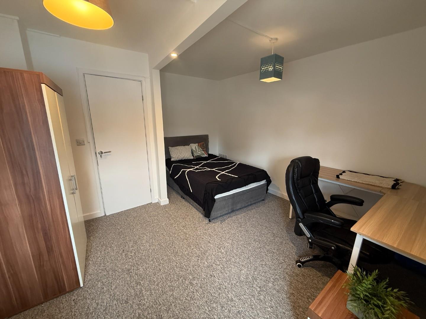 Room Milton Park in Bristol