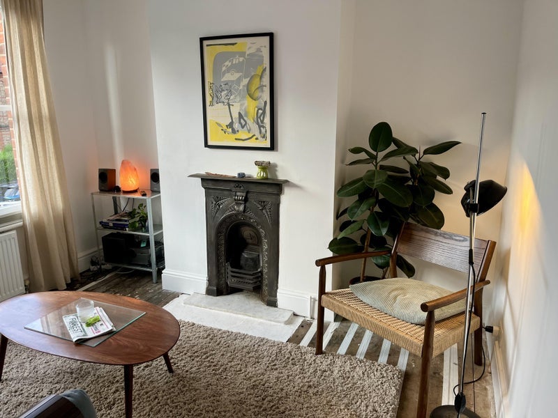 Room Courtenay Road in Greater London