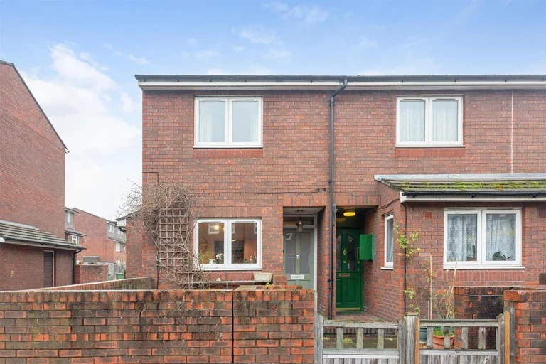 House Loder Street in Greater London