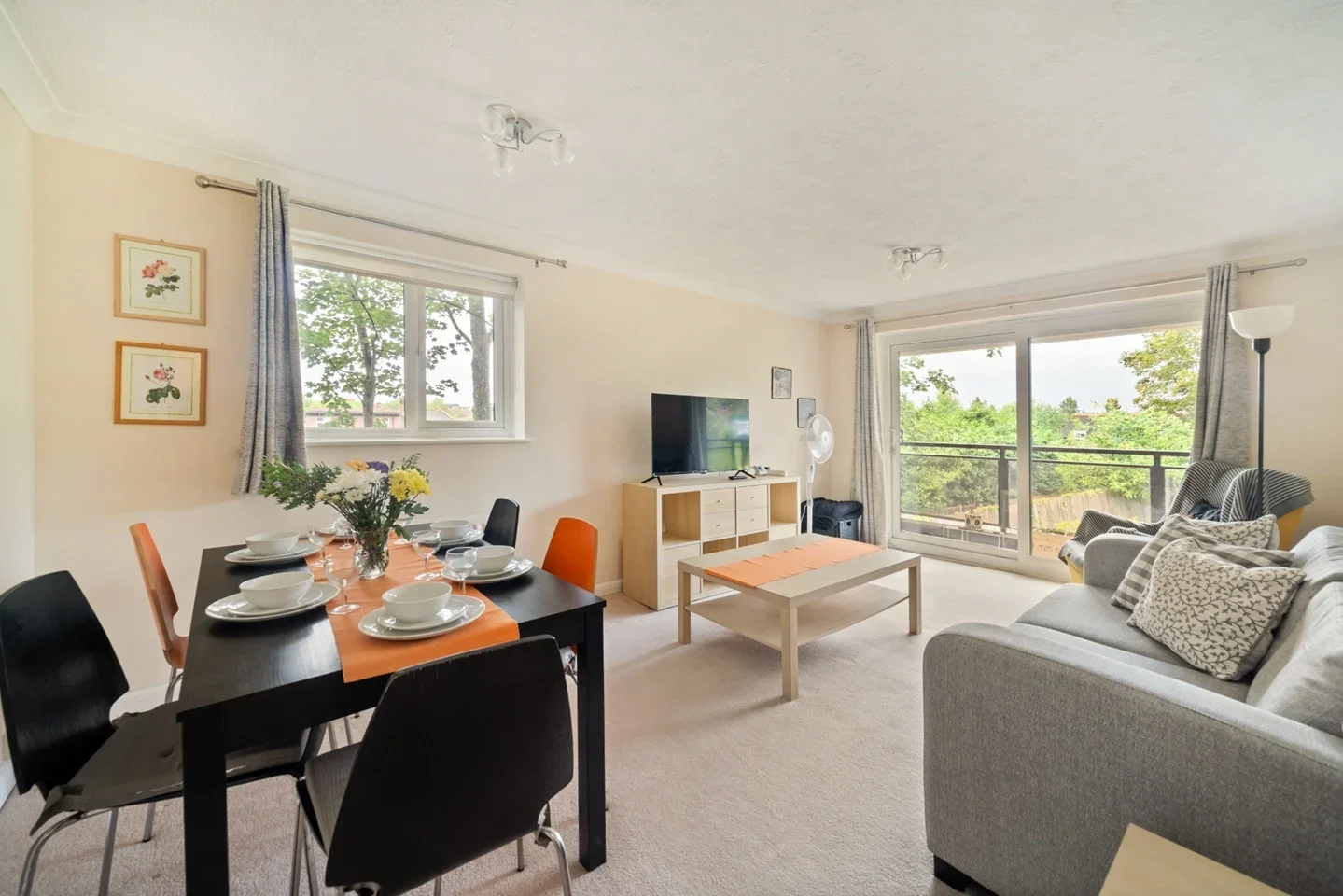 Flat Whitehaven Close in Greater London